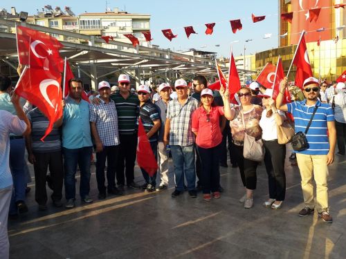 Milli İradeye Destek İçin Meydanlardayız
